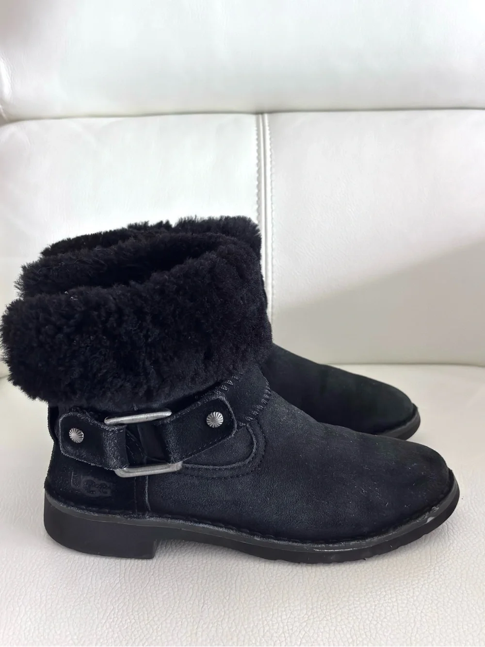 UGG Cedric Sheepskin Winter Black Boots size 6M